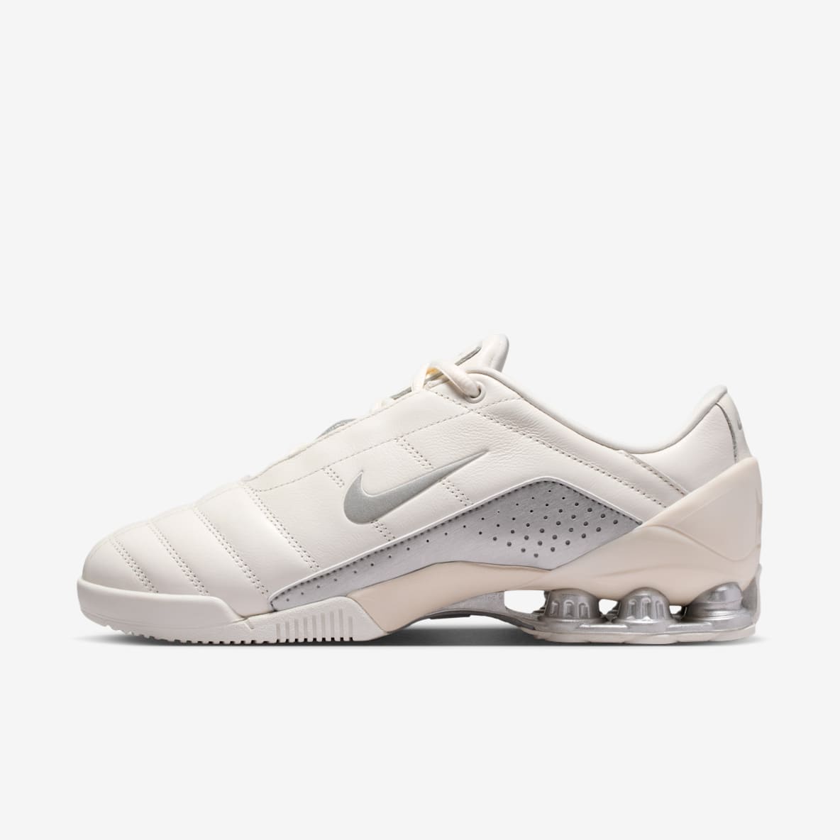 トータル90 ナイキ 未使用⭐︎NIKE ホワイト×ベージュ 90（靴）の通販 トータル 楽天市場】ナイキ 27センチ シューズ